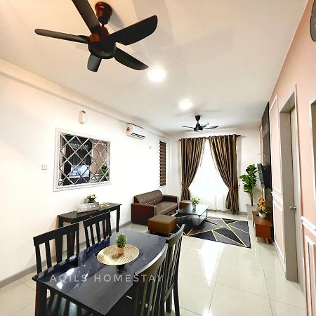Aqils Homestay Kuala Terengganu Bagian luar foto