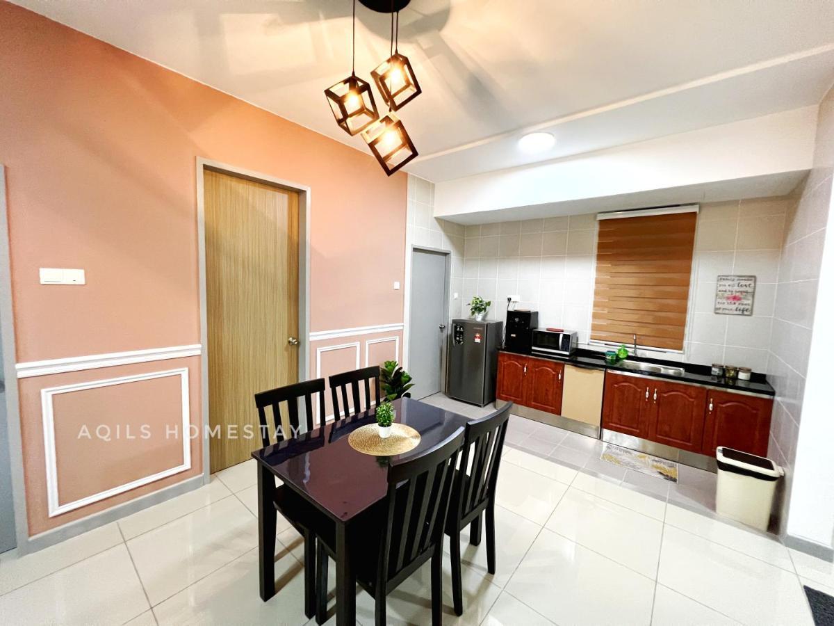 Aqils Homestay Kuala Terengganu Bagian luar foto